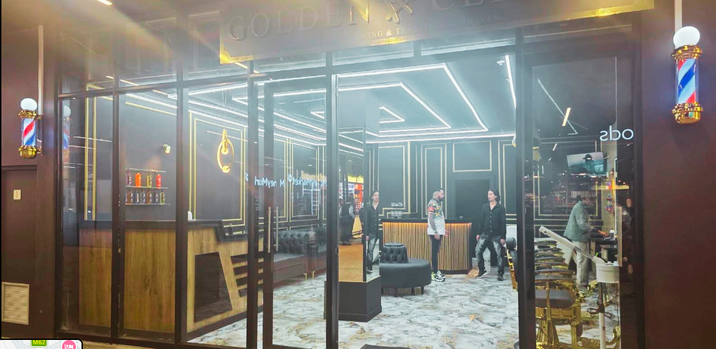 Inside The Golden Clipper Cape Town